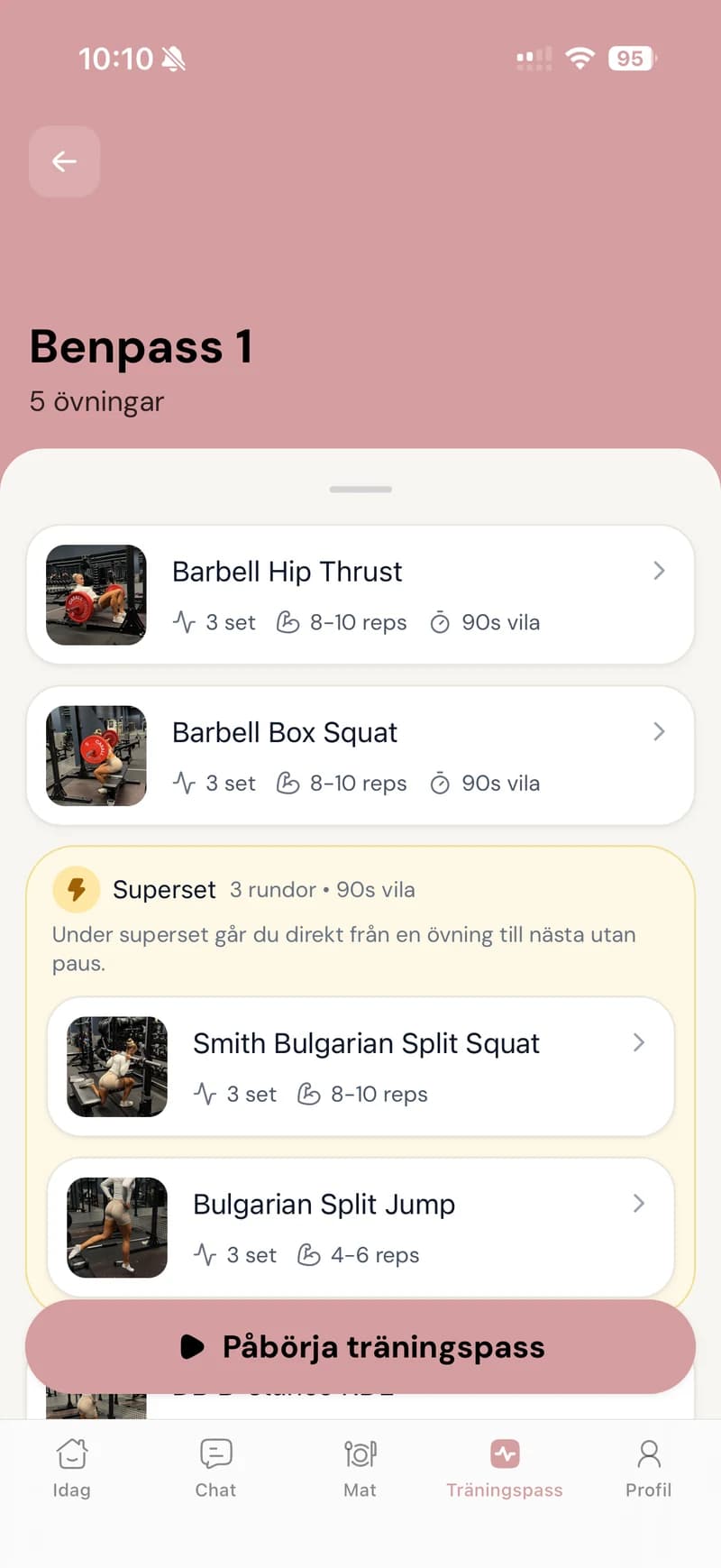 Skärm i appen med träningspasset Benpass 1: fem övningar, bland dem Barbell Hip Thrust, Barbell Box Squat och ett superset, samt knappen Påbörja träningspass